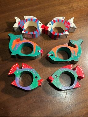 Vintage Pier 1 Hand-Painted Fish Napkin Rings in Green, Red, Blue 1990’s Decor